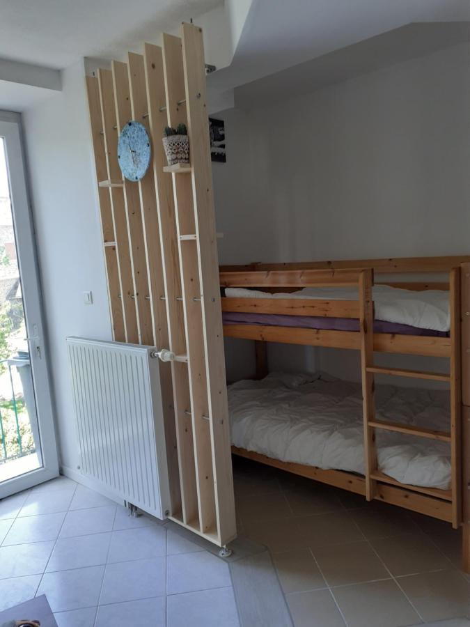 Studio En Plein Centre Ville - 2 A 4 Personnes Tence Exteriör bild